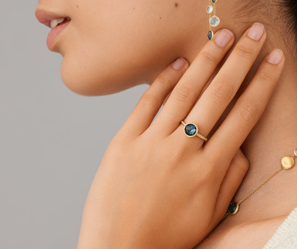 JAIPUR COLOR 18K Yellow Gold Gemstone Ring with Diamond Pavé Shank