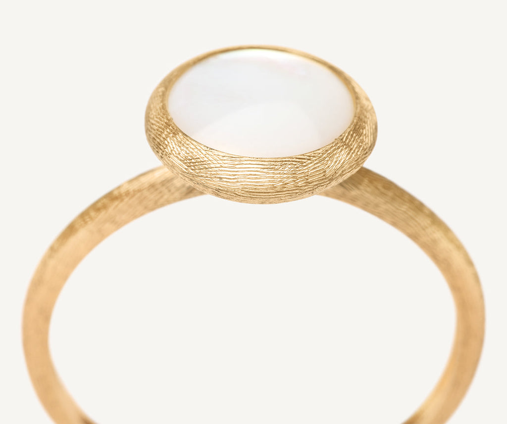 JAIPUR COLOR 18K Yellow Gold Mother of Pearl Stackable Ring
