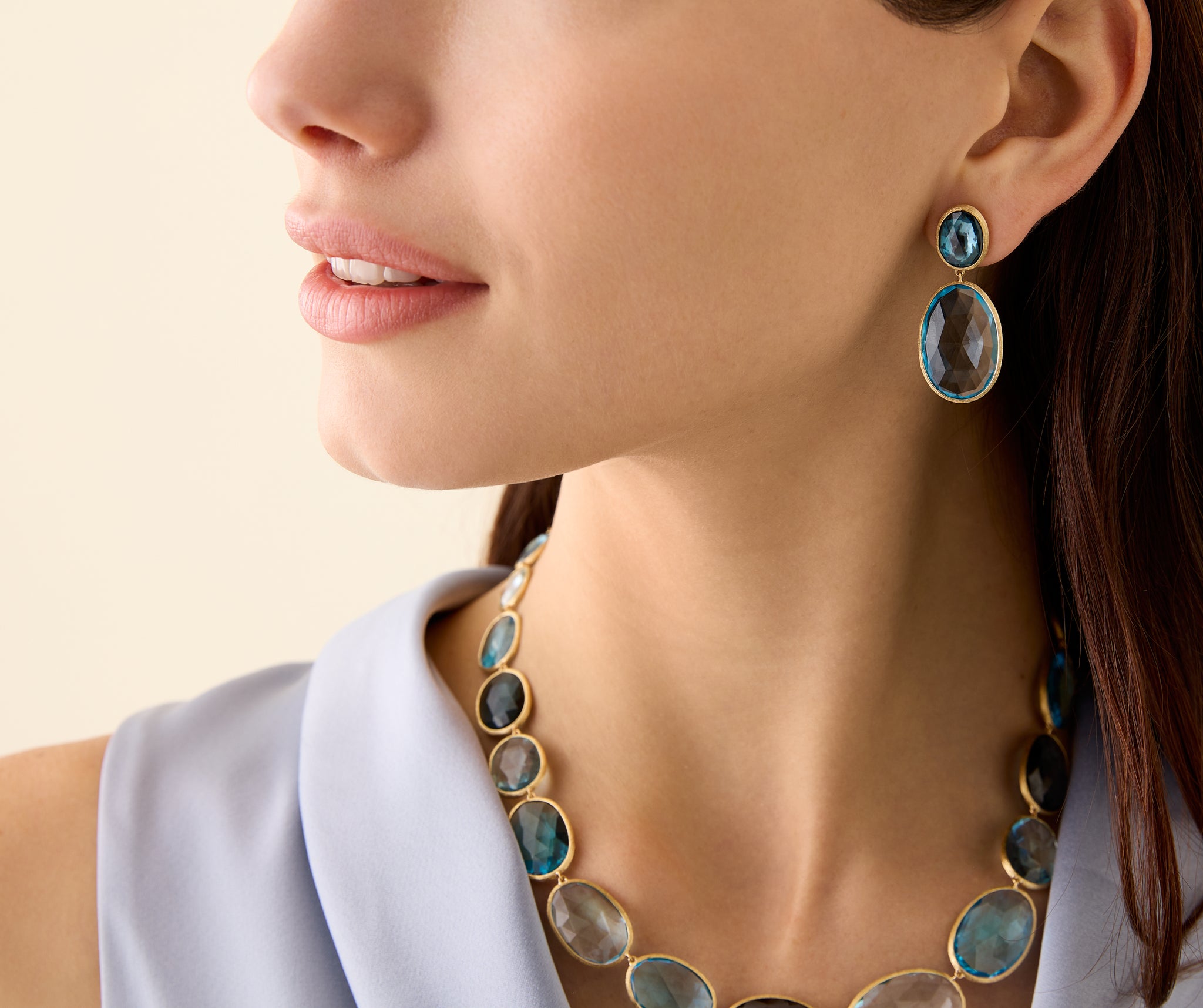 18K Yellow Gold Blue Topaz Earrings, 1.2