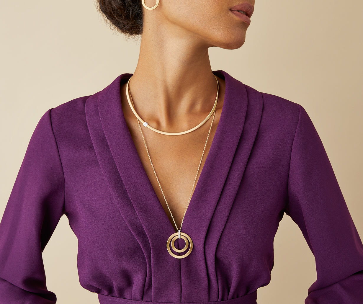 18K Yellow Gold Coil Circular Pendant Necklace with Diamonds, 31.5