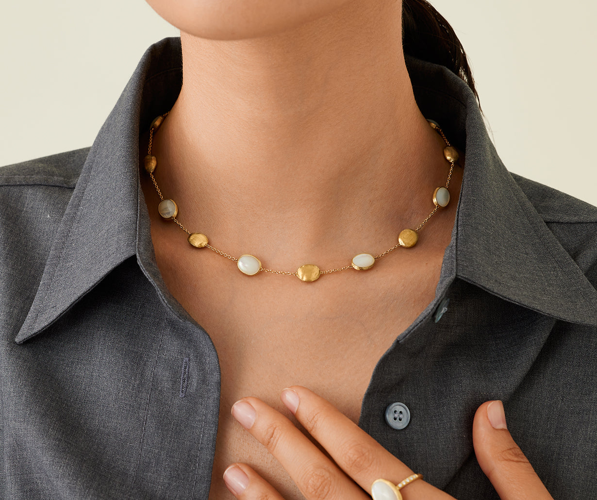 18K Yellow Gold Short Necklace with Mother of Pearl – Marco Bicego