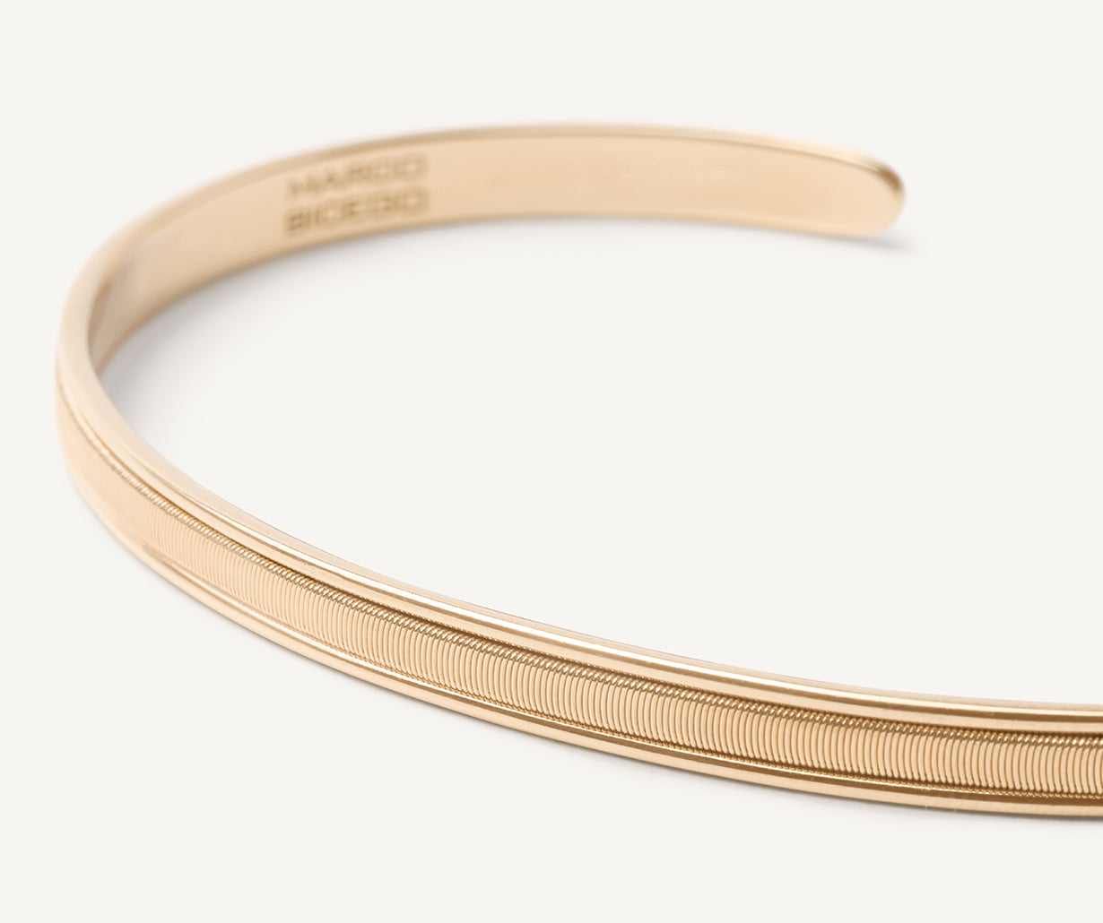 BETA Bangle outlets (Gold Plated 18c)